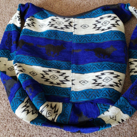 Long Crossbody - Picture 5 of 5